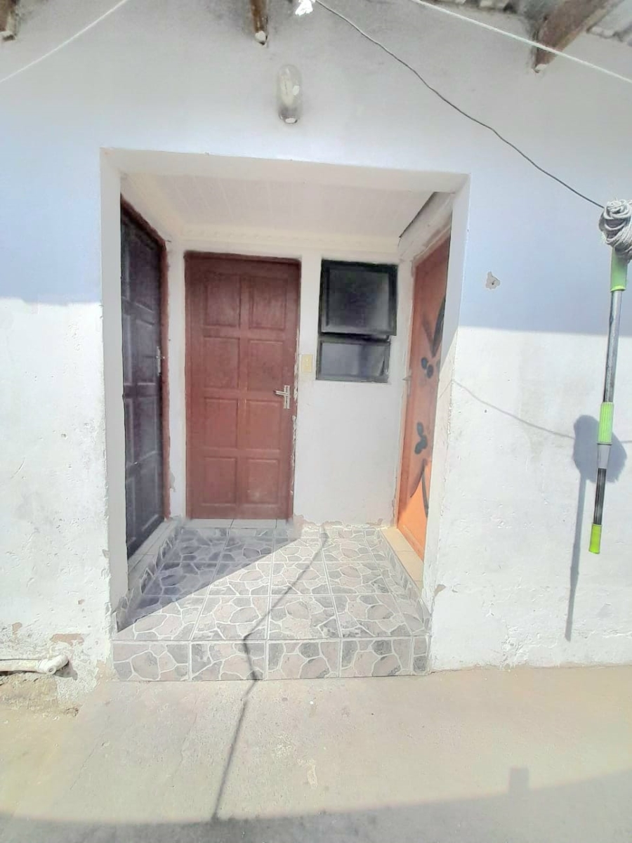 2 Bedroom Property for Sale in Mdantsane Nu 15 Eastern Cape